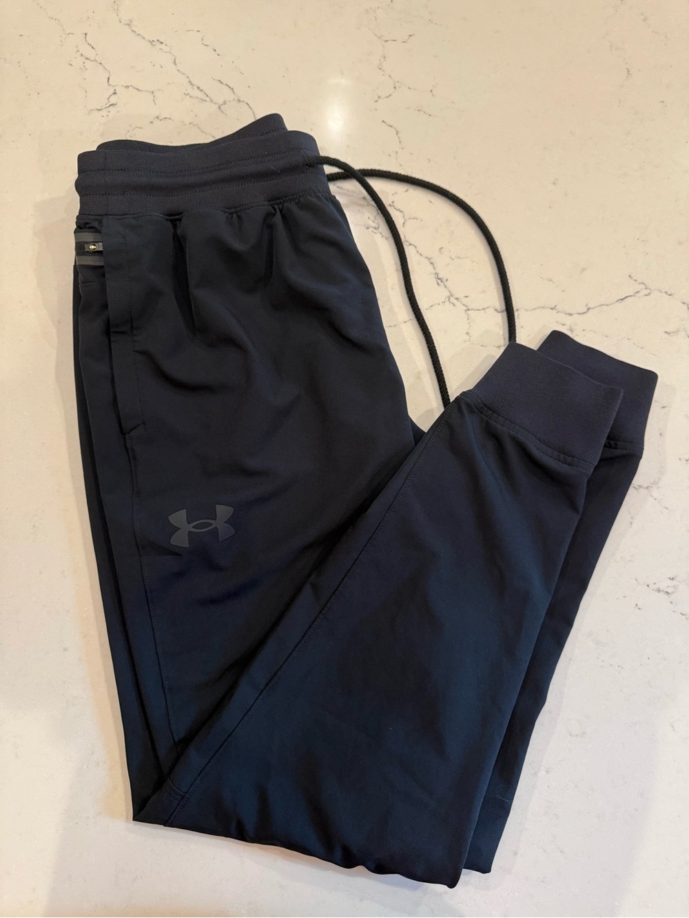 Under Armour Black Men's Performance Joggers Large